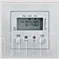 ĐIỀU KHIỂN RÈM CỬA TRÁNH ÁNH SÁNG MẶT TRỜI