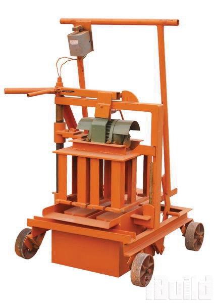 Máy sản xuất gạch không nung loại QT40-3C